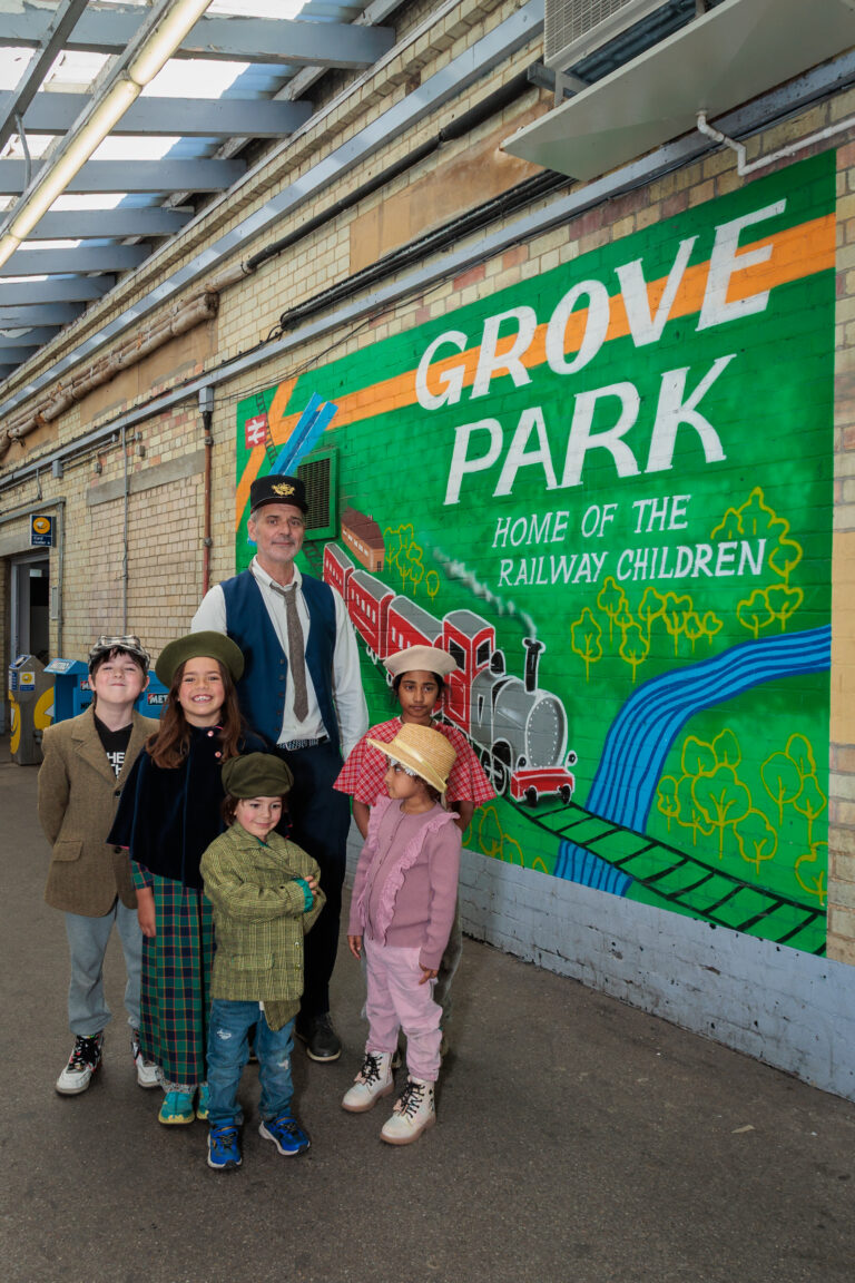 Southeastern celebrates Rail 200 with a Railway Children themed event at Grove Park station. Grove Park is the home of The Railway Children, author E Nesbit lived in the area.
Peter Jenkinson and children in themed dress.
Grove Park Station, Baring Road, Grove Park, London. SE12 0DZ
Picture: Andy Jones/Southeastern